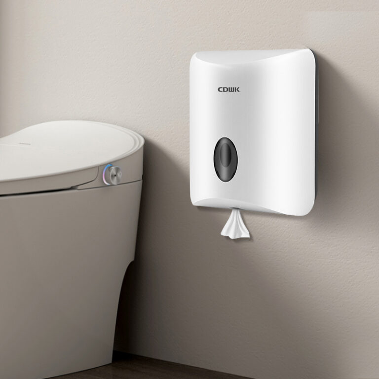 Center-pull-paper-dispenser